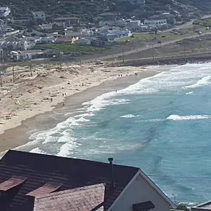 https://18-steps-seaside-cottage-with-breathtaking-views.hotels-capetown.com